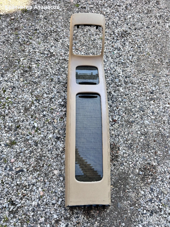 Подлакътник Кожен заден за Мерцедес CLS. W219. 2007г, снимка 1