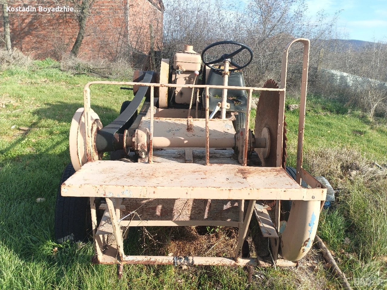 Самоходен индустриален циркуляр за дърва , снимка 1
