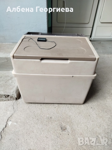 Хладилник ELECTROLUX на 12/220 V и gaz