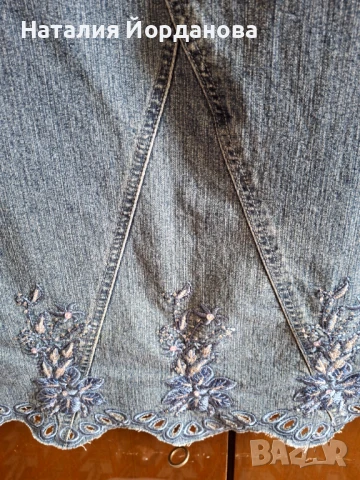 Дамска дънчена пола с рязане бродерия, снимка 2 - Поли - 51125421