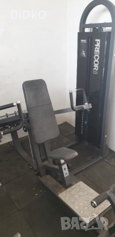 Цялостно фитнес оборудване в отлично състояние – машини Gym90, Precor, снимка 5 - Фитнес уреди - 53691753