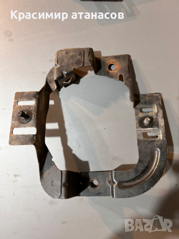 Държач за халоген ляв и десен за Нисан х-трейл T30.2004-2007г, снимка 4 - Аксесоари и консумативи - 44837147