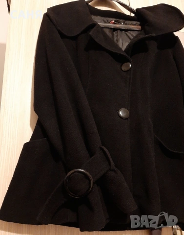 Кокетно палтенце и оригинално яке, снимка 2 - Якета - 53134185