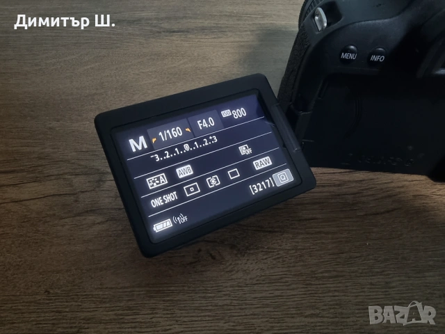 Canon 800D с обектив EF-S 18-55mm f/3.5-5.6 IS STM, снимка 2 - Фотоапарати - 53639472