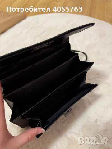 Дамска чанта, снимка 3 - Чанти - 48737108