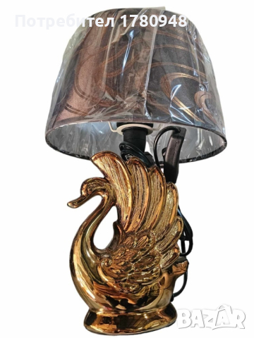 Красива лампа във формата на грациозен лебед , снимка 3 - Настолни лампи - 44840746