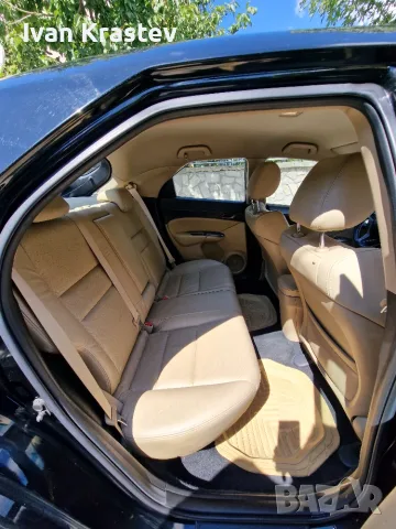 Honda Civic 2. 2 i-CTDi, снимка 8 - Автомобили и джипове - 55973559