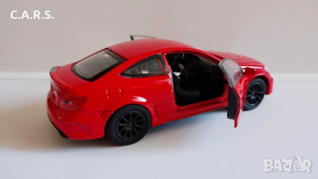 Mercedes-Benz C63 AMG Coupe Welly - Мащаб 1:34-39, снимка 12 - Колекции - 53053641