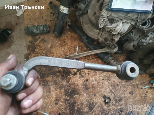 Оригинална задна лява биалетка за Mercedes C-класа W203 / CLK W209 (Номер: A2033200789)