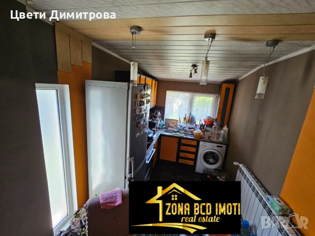 Продавам първи етаж от Двуетажна къща , снимка 8 - Етаж от къща - 50740171