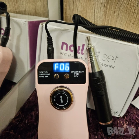 Мощна пила за сваляне на геллак, на батерия, розова, снимка 6 - Продукти за маникюр - 50748443