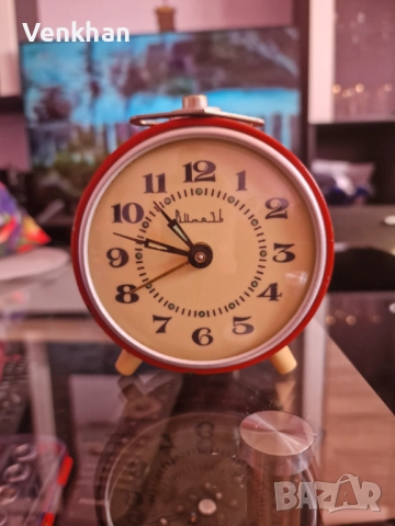 Стар Руски будилник-Витяз.