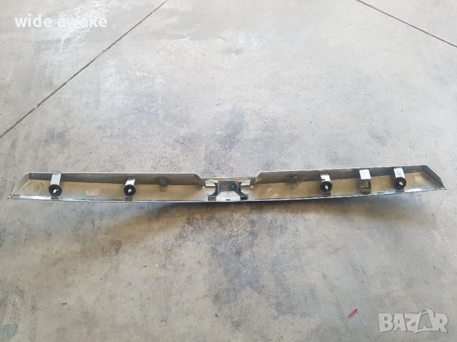 Декоративна лайстна багажник Opel Astra H GTC, снимка 7 - Части - 41703887