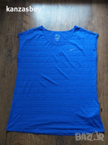 nike - страхотен дамски потник КАТО НОВ , снимка 4 - Потници - 40920049