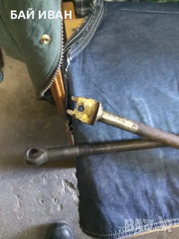 2БР ЧИСТО НОВИ ПОЛУОСКИ ЗА ТРАБАНТ 