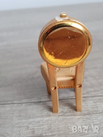 Миниатюрен кварцов часовник " LE TEMPS"-столче, снимка 4 - Антикварни и старинни предмети - 41922126