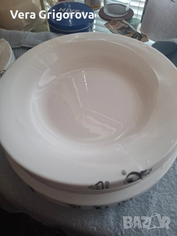 Сервиз за хранене Luminarc 18части, снимка 3 - Сервизи - 53453555