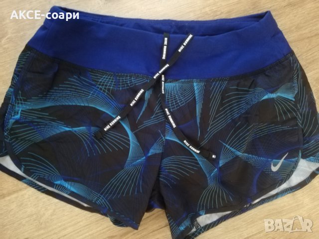 Nike M, Отлично състояние! , снимка 1 - Къси панталони и бермуди - 40737628