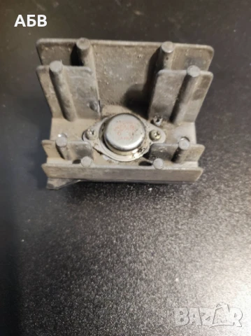 Продава се оригинален електронен блок за климатик на автомобил Honda CR-V, снимка 3 - Части - 51071248