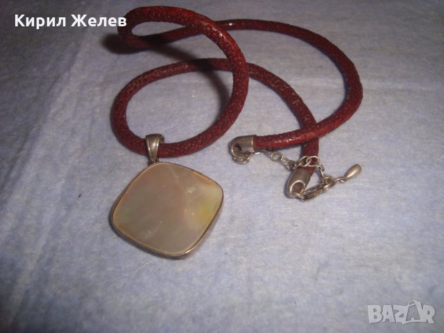 СРЕБЪРНО СЕДЕФЕНО АРТ КОЛИЕ МЕДАЛЬОН с ШНУРЧЕ и ГРЪБ КОЖА от САЛАМАНДЪР СРЕБРО 925 със СЕДЕФ 16908, снимка 10 - Колиета, медальони, синджири - 35974294