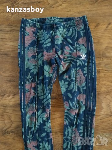 adidas - страхотно дамско долнище, снимка 5 - Спортни екипи - 35984396