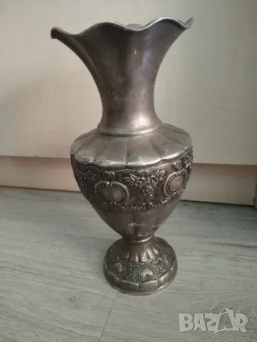 Ваза в стил арт деко