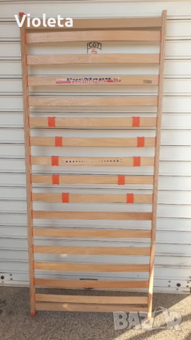 Подматрачна рамка малко ползвана в перфектно състояние, с размери 82 х 190 см.