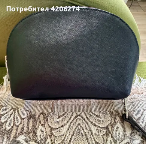 Чанта- Guess Black Friday , снимка 2 - Чанти - 50070448