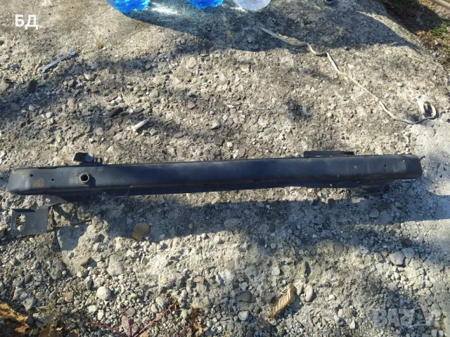 Основа за предна броня за Пежо 307