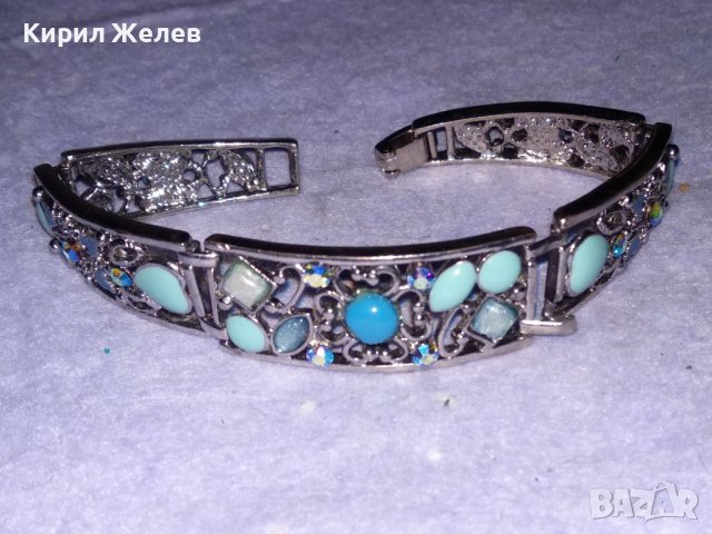 МНОГО КРАСИВА ФЛОРАЛНА ФИЛИГРАНЕН ТИП МЕДНА РЕТРО ГРИВНА с БЯЛА ПОЗЛАТА и КРИСТАЛИ 21154, снимка 7 - Гривни - 41649151