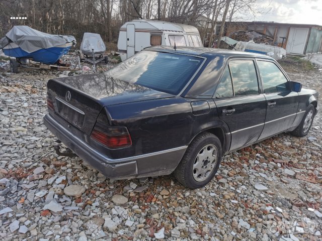 Mercedes-Benz W124 (facelift 1990г) 300 D Turbo (147 кс) Automatic На части, снимка 4 - Автомобили и джипове - 39695614