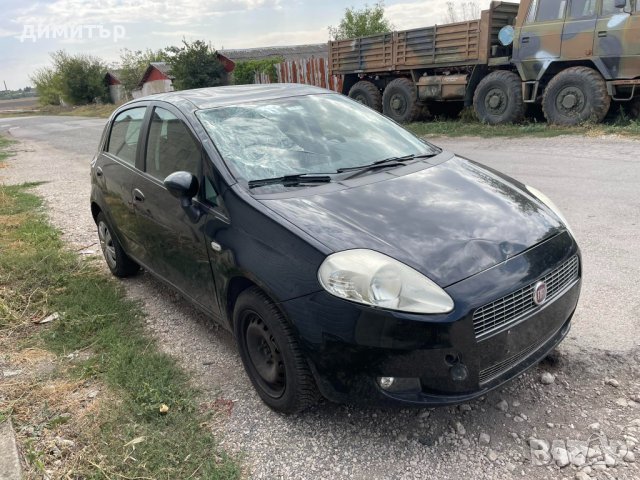 fiat grande punto 1.4 77 коня на части, снимка 3 - Автомобили и джипове - 42332403