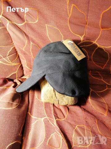 Продавам зимна поларена шапка с козирка марка Duluth , снимка 3 - Шапки - 44292594