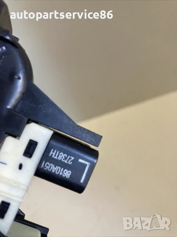 Превключвател за управление на седалка за Peugeot 4007 2.2 HDI (2009) 8610 051, снимка 2 - Части - 53656218