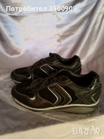 спортни обувки на Geox, снимка 1 - Маратонки - 40153553