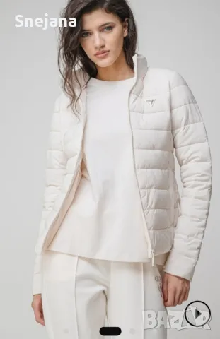 яке GUESS за 190лв от 254лв.