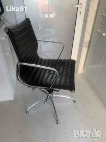 Продавам стабилен стол за бюро., снимка 9 - Столове - 47315418