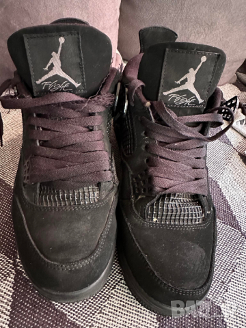 Nike Air Jordan 4 Retro Black Cat -оригинални, снимка 4 - Маратонки - 44584015