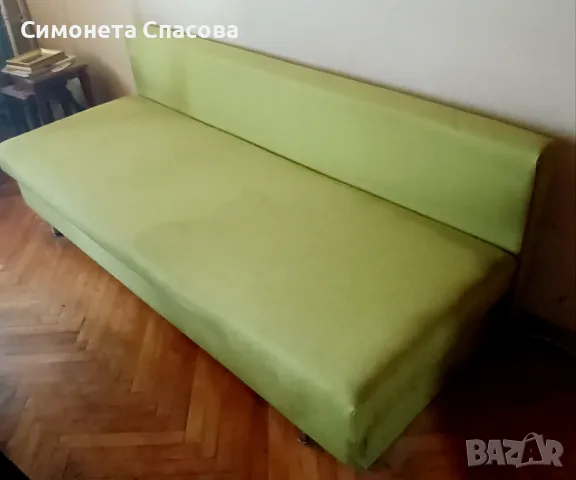 Разтегателен диван