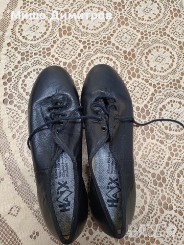Чисто нови танцувални обувки - тип кастанети!