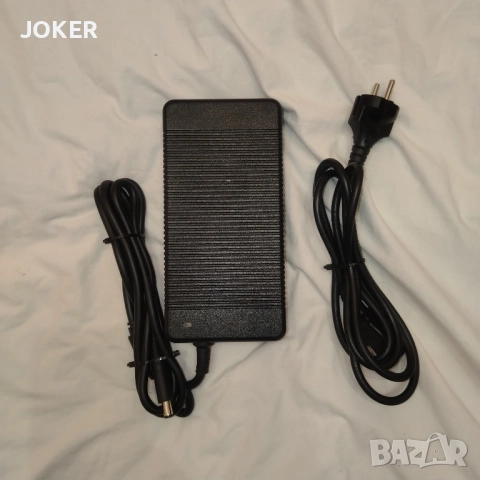 Адаптер Dell 19.5V 16.9A, снимка 2 - Кабели и адаптери - 51860661