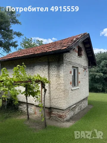 Самостоятелна къща в с. Брестник 