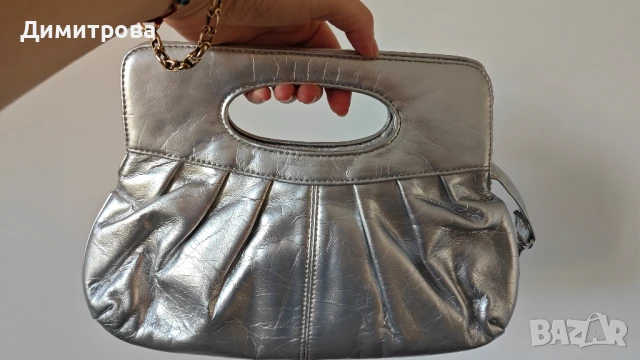 Кокетна дамска чанта от лак, снимка 2 - Чанти - 51154517