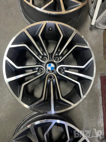 Оригинални BMW 18” /Style 323/, снимка 10 - Гуми и джанти - 53088912