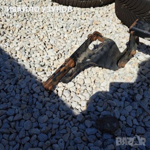 Теглич Hyundai ix20, снимка 2 - Части - 42131344