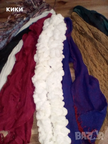 Дамски шалове, снимка 8 - Шалове - 46238762
