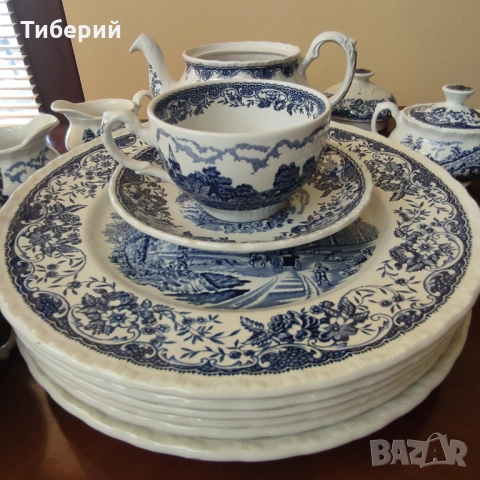 Порцеланов сервиз за чай/чинии плитки Royal Tudor Ware, снимка 9 - Сервизи - 52162533
