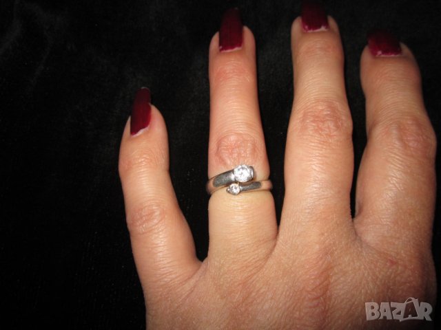 Сребърен пръстен с циркони, снимка 1 - Пръстени - 42260480