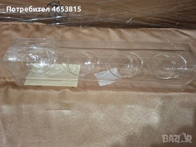 Стойка е 4 чаени свещи