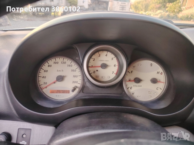 Toyota RAV 4 2.0 D4D, снимка 2 - Автомобили и джипове - 52246449